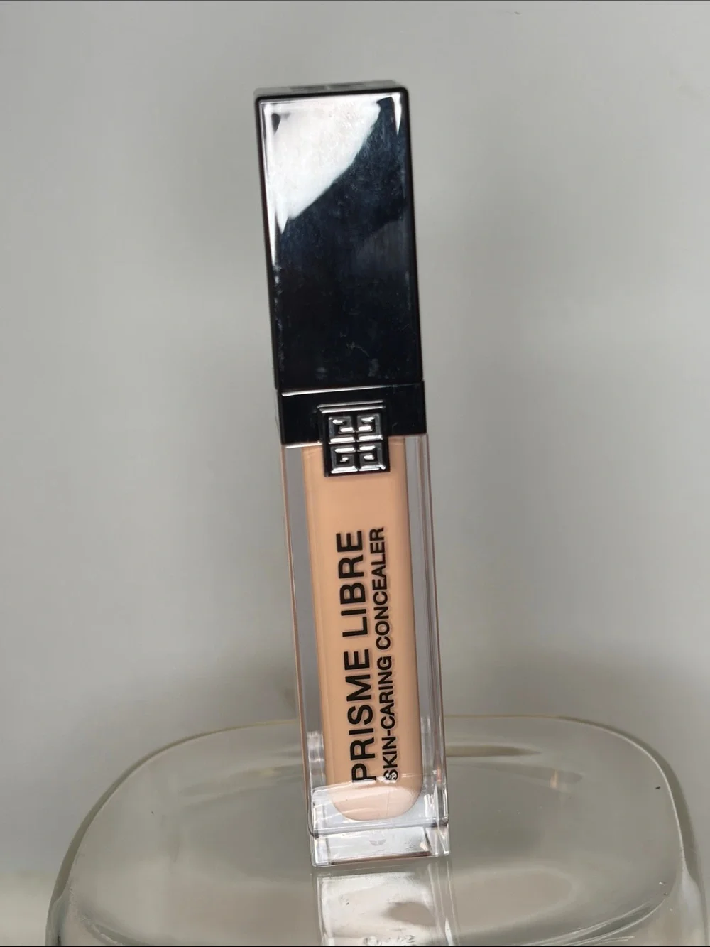 Givenchy Prisme Libre Skin-Caring Concealer - shade N 312